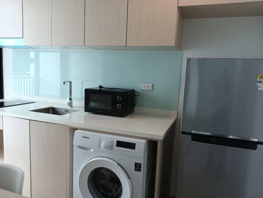 ให้เช่า Serio Sukhumvit 50 ชั้น 8 ห้องกั้น แต่งครบ สนใจจองเลย อย่ารอช้า