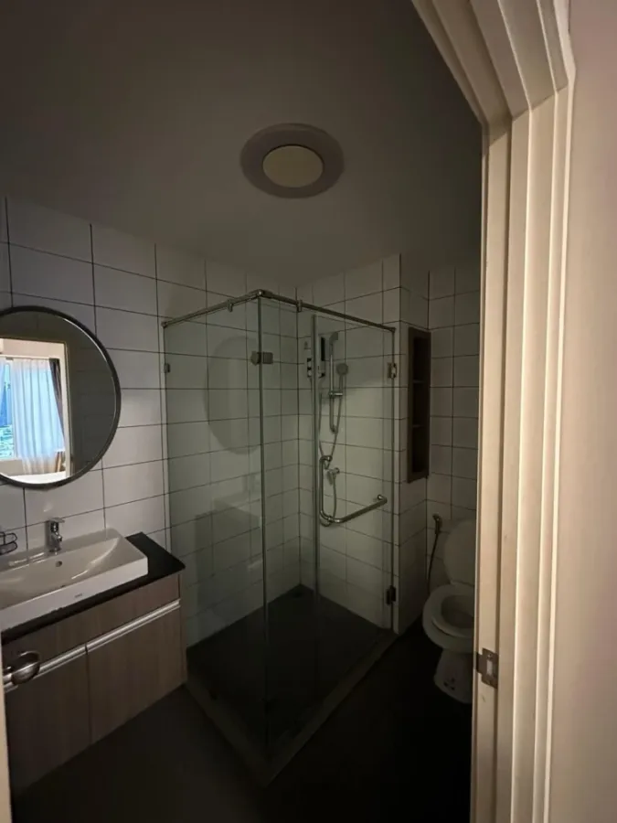 For sale: Chapter One Eco Ratchada-Huai Khwang, separate room, 20th floor, high view, come and own today.