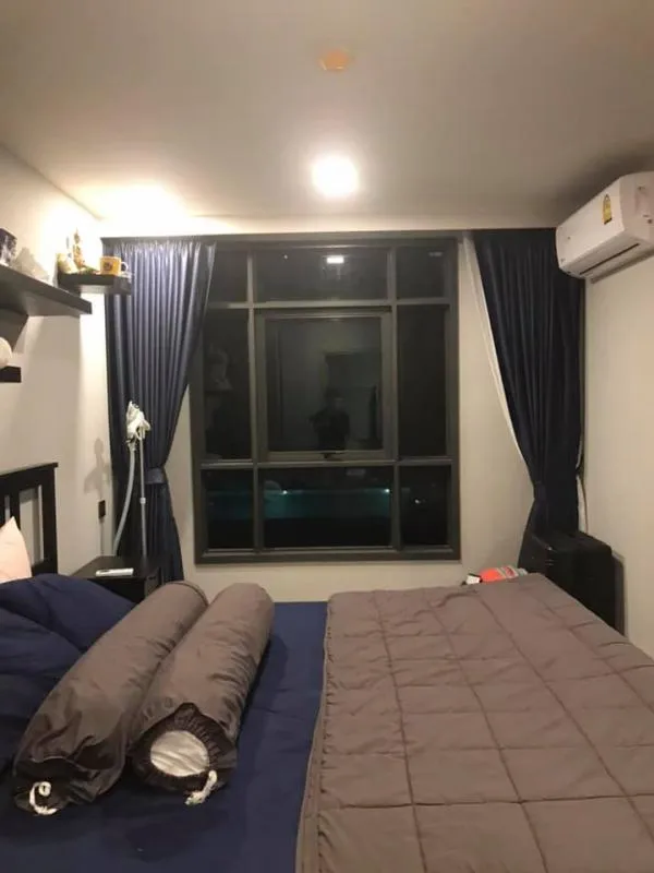 This room is not to be missed. Maestro Ratchada 19 condo is available for rent. fully furnished ready miss and regret instead