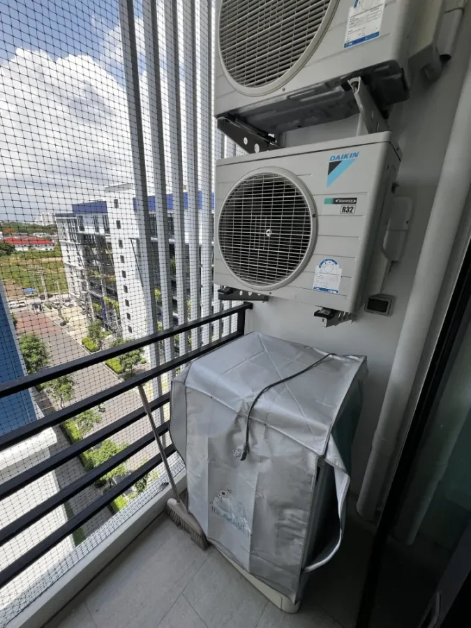Urgent rental! V Condo Salaya, comfortable room, fully furnished with appliances. Just bring your personal belongings and move in! Don't miss out!