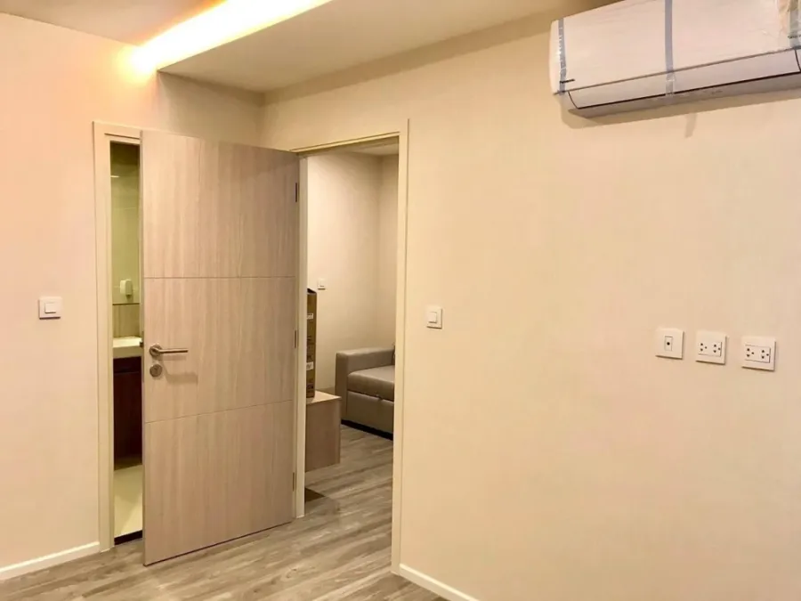 For sale or rent: IKON Sukhumvit 77, 3rd floor, fully furnished room, nice to live in, reserve now, don't wait, hurry!