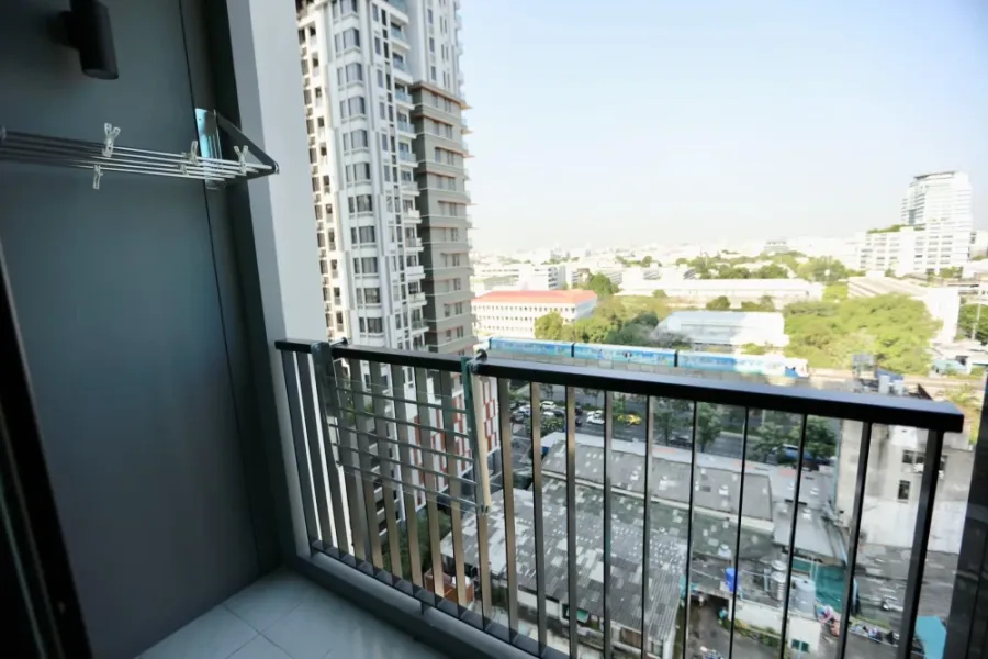🏠🌃 ให้เช่า คอนโด ริธึ่ม รางน้ำ 🏠🌃