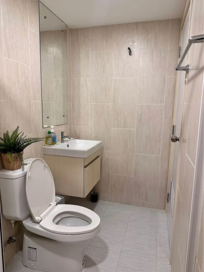 For rent: Atmoz Ladprao 71, 8th floor, 1 Bedroom Exclusive room, fully furnished, livable, great view, book now, urgent.