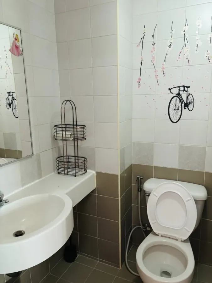 For rent: Lumpini Condotown Bodindecha-Ramkhamhaeng, 1 bedroom, 1 bathroom, fully furnished. Reserve now!