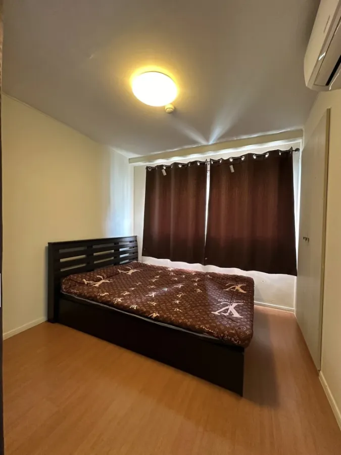 For rent: Lumpini Condo Town, Chonburi-Sukhumvit. Ready to move in, fully furnished, affordable price. Just bring your belongings and move in.