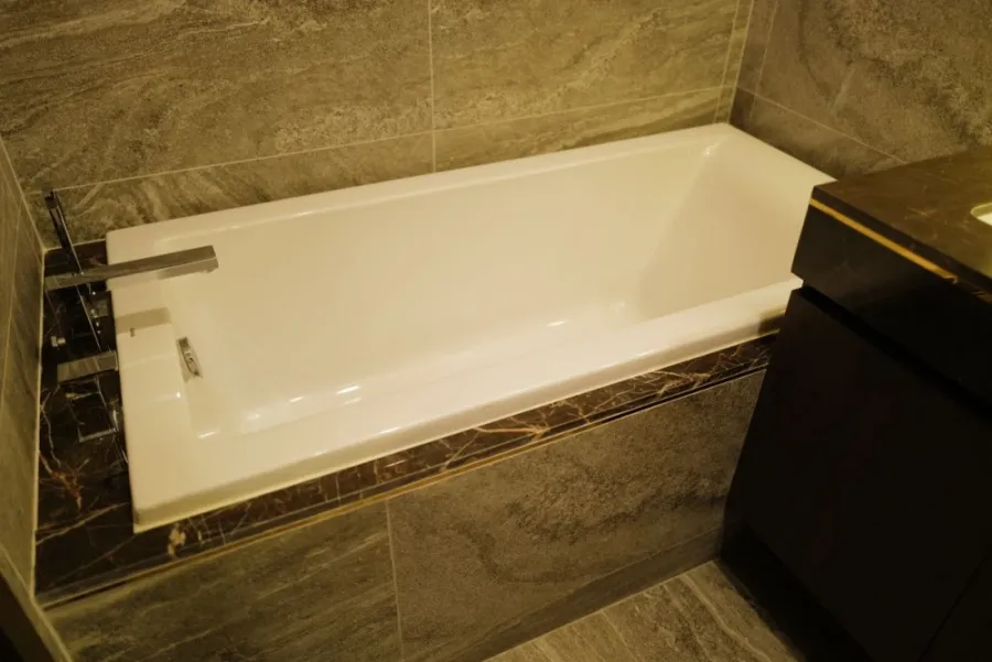 For sale: The Esse Sukhumvit 36, beautiful room, fully furnished, spacious, comfortable, book now, don't miss out.