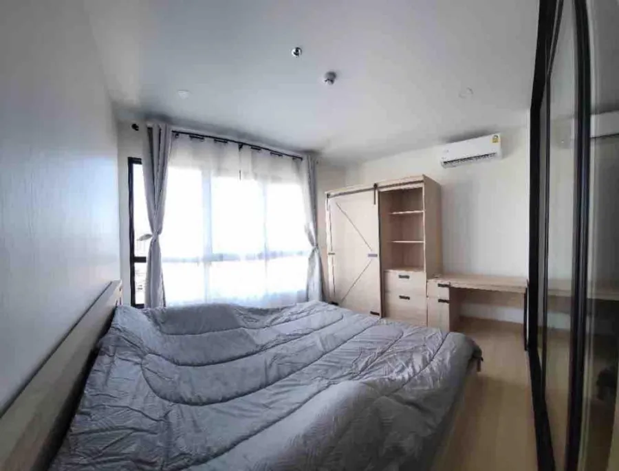 Condo for rent Supalai Loft Prachadhipok-Wongwian Yai southeast In the afternoon, the sun is not hot. Hurry up!!