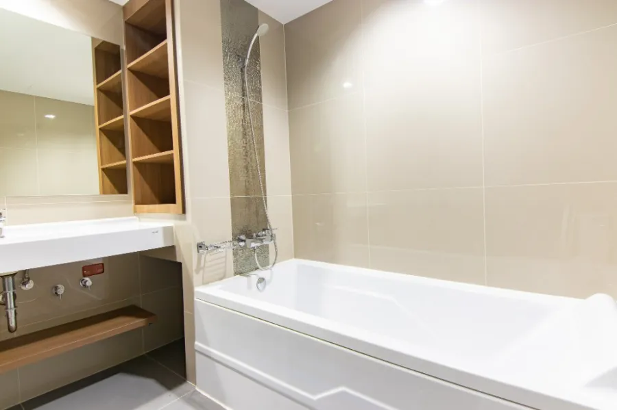 Condo for sale, Ideo Sukhumvit 93, Building C, 8th floor, corner room, great price !! Worth investing, don't wait !!