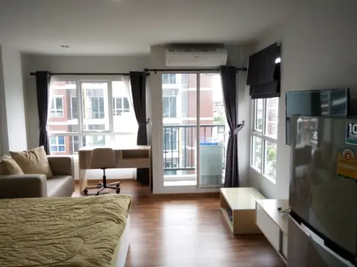 Urgent sale !! Condo Miami Bang Pu, free electrical appliances Built-in furniture, do not miss !!