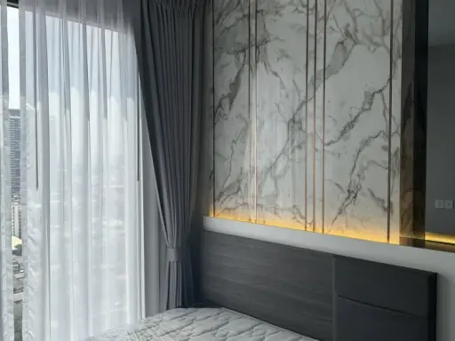 For sale or rent: The Privacy Taopoon Interchange condo, modern luxury style, ready to move in. Book now!