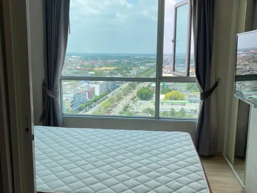 For rent: Fuse Sense Bangkae. Great price, high floor, beautiful view, good ventilation, quiet. Book now before it's too late!