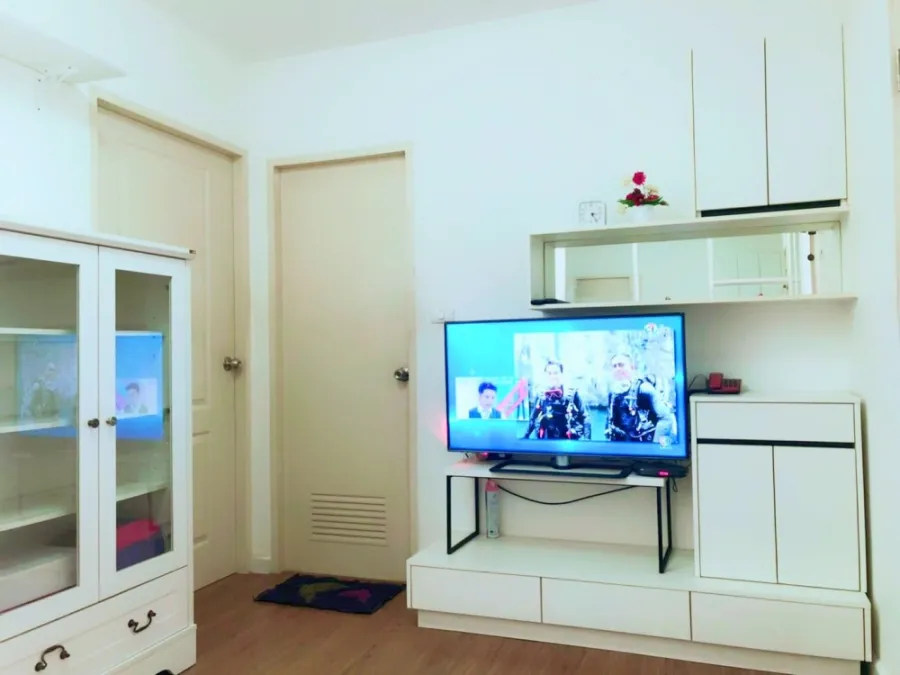 Condo for sale, i Condo. Sukhumvit 105, fully furnished room and electrical appliances, good price, hurry and reserve quickly.