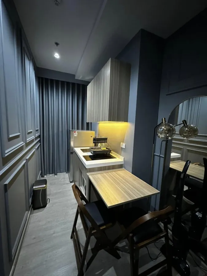 For sale/rent: Condo Altitude Unicorn sathon Thapra, fully furnished, ready to decorate, just bring your bags.