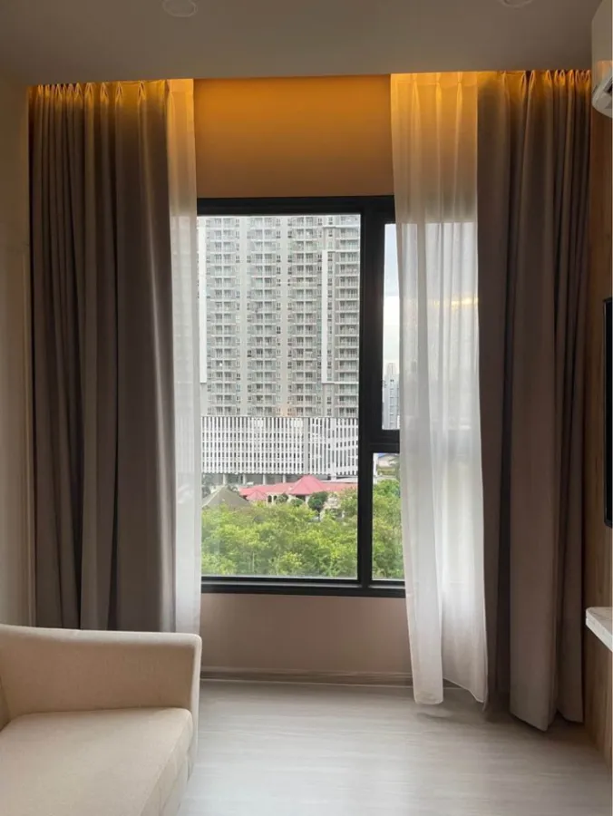 For Rent Life Asoke-Rama 9, very beautiful room, decorated in minimalist style, warm tones, very inviting, don't miss it.