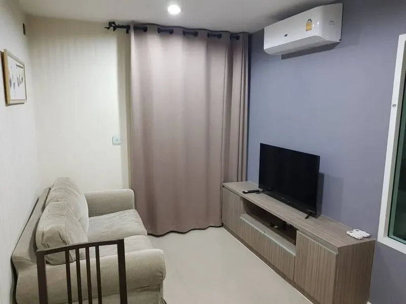 For sale or rent: The Series Udomsuk 29, ready-to-move-in unit with complete furniture and appliances. Book now! Don't wait!