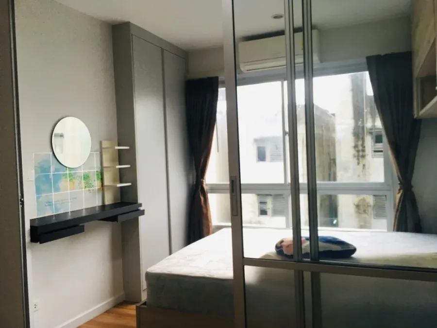 ให้เช่า V Condo Ladkrabang ห้องน่าอยู่ ชั้น 3 แต่งครบ เฟอร์นิเจอร์ครบครัน หิ้วกระเป๋าเข้าอยู่ได้เลย