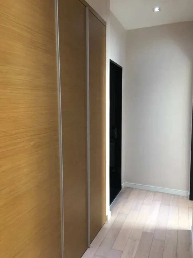 For rent, Eight Thonglor Residences, complete with furniture and electrical appliances. Book now.