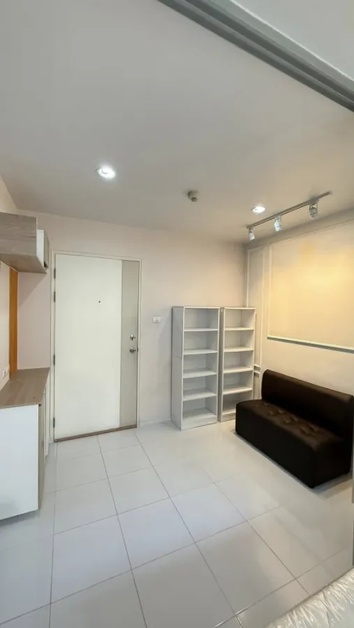 ขาย Lumpini Condo Town Ramindra-Lat Pla Khao ห้องน่าอยู่ ชั้น 4 เฟอร์ครบ วิวสวนสวย ห้ามพลาด