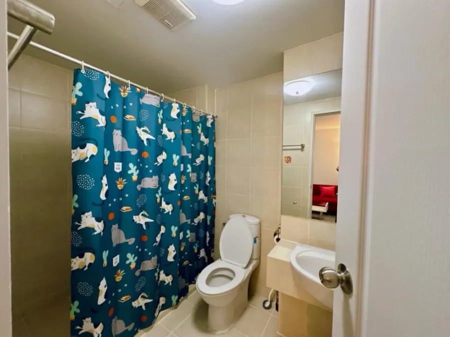 Condo for rent, Prima Srinakarin, spacious room. Separate rooms into sections. With a natural view, book now.