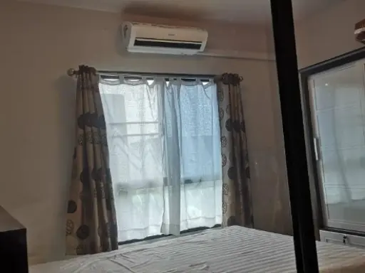 For rent, Unio Ramkhamhaeng-Seri Thai, 4th floor, complete with furniture and electrical appliances. Book now, don't miss it.