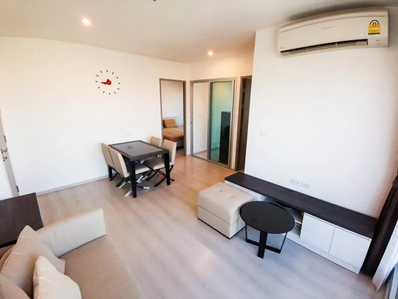 **ขายคอนโด ไลฟ์ รัชดาภิเษก**ตกแต่งพร้อมอยู่ คอนโดใจกลางเมือง เดินทางสะดวก ราคาจับต้องได้