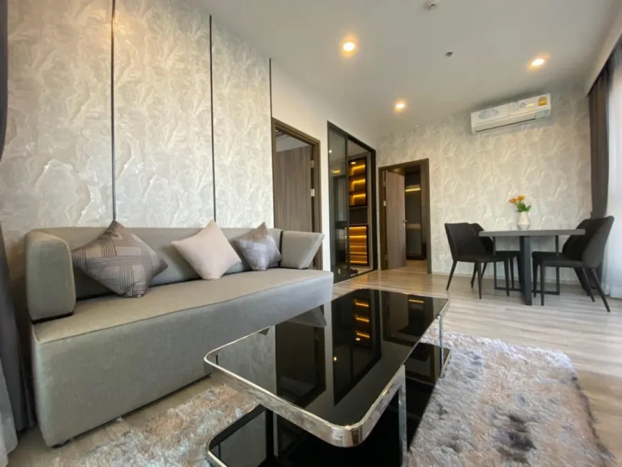 Condo for rent, ideo mobi Asok, elegantly decorated room, looks expensive, inside a good built-in Don't be afraid to look. Hurry up to reserve.