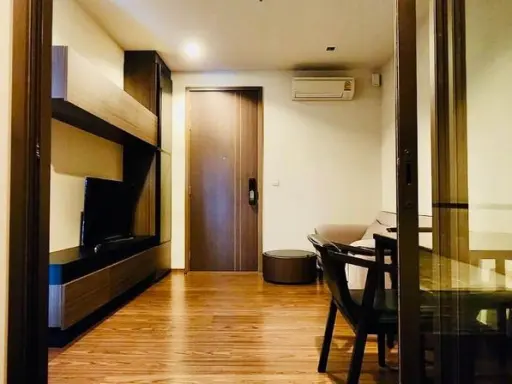 ขายให้เช่า เดอะ ไลน์ สุขุมวิท 71 ชั้น 25 วิวสูง ห้องแต่งพร้อมอยู่ เฟอร์นิเจอร์อย่างดี ดีแบบนี้จองเลย images