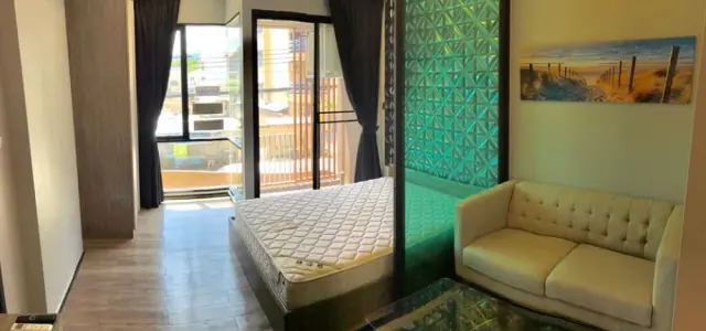 ขาย Brown Condo รัชดา 32 ประตูใช้ระบบ Digital door lock เฟอร์นิเจอร์บิ้วอินอย่างดี อย่ารอช้า จองด่วน images