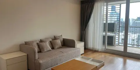 For Sale 15 Sukhumvit Residences ชั้น 20 ห้องกว้างสุดๆ กั้นเป็นสัดส่วนดีมาก รีบจับจองก่อนพลาดน้า