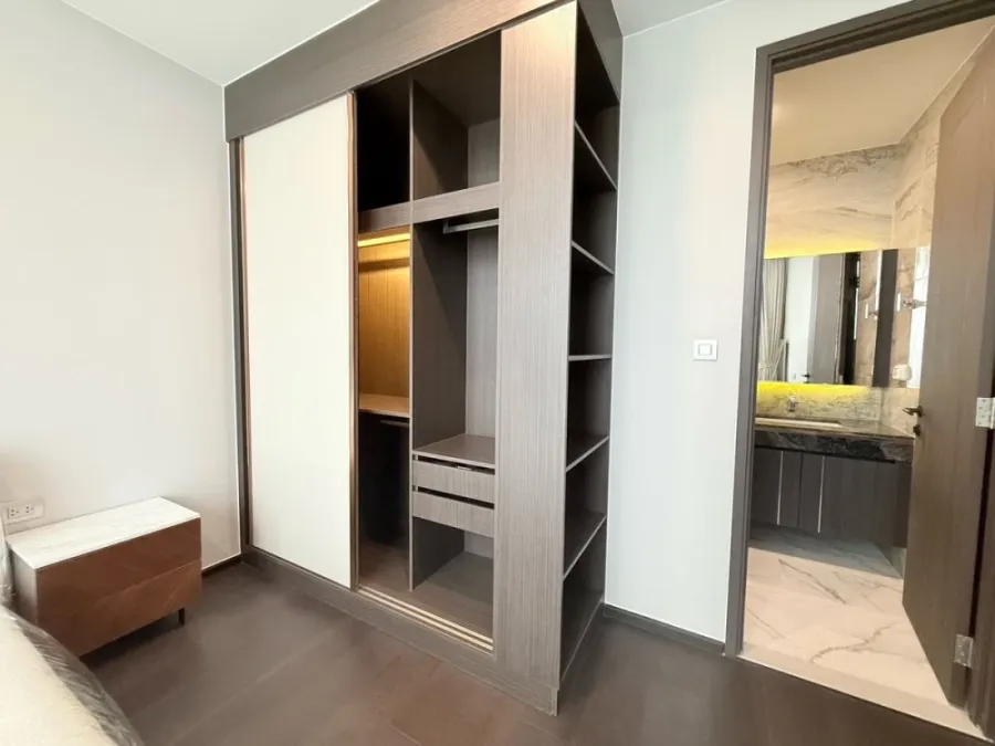 For rent!! Condo Laviq Sukhumvit 57, 8th floor, luxury condo, beautiful room, fully furnished, ready to move in, don't miss it!!
