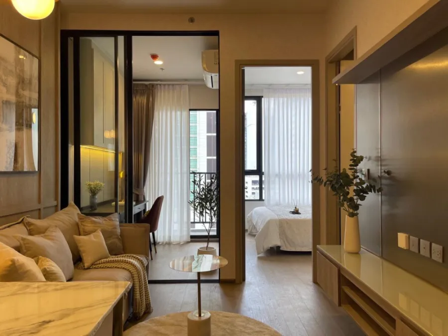 For Rent Park Origin Phayathai The room is decorated very elegantly. Premium grade built-in furniture Good room like this. Hurry up to reserve.