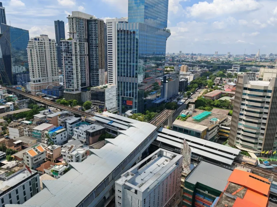 Condo for rent Noble Revent ห้องกว้างขวาง มีพื้นที่ใช้สอย ชั้น 25 ได้วิวสูง จองด่วนๆเลยจ้า อย่ารอช้า