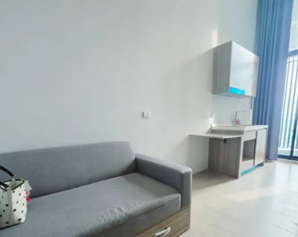 ให้เช่า Altitude Unicorn Sathorn - Tha Phra ชั้น 33 ห้องน่าอยู่ แต่งครบ สนใจจองเลย