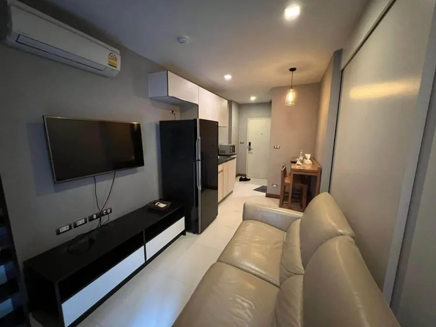 For sale or rent: Tree Condo Ekkamai (Sukhumvit 40), 1 bedroom, 1 bathroom, with bathtub, just come and move in.