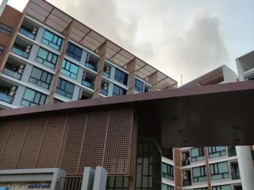 For rent: The cube premium, complete amenities. Just drag your bags in and move in. Don't miss it.