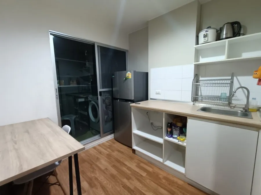 For rent Lumpini Nawamin Sri Burapha, separated rooms into sections. Fully furnished With a comfortable sofa, don't miss it.