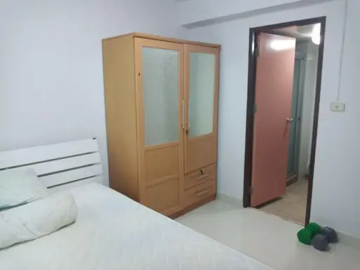 ขาย Century Park Condominium ขายทุกอย่างในห้อง ยินดีทาสีใหม่ให้ด้วย เอาสีไรเลือกเลย!! มาซื้อกันเด้อ images