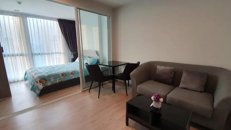 For rent!! Premio Quinto Condo, 8th floor, Building A, beautiful, luxurious, looks expensive, fully furnished. Ready to move in, don't miss it!!