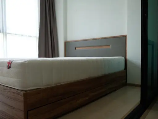 Urgent sale !! Condo The Excel Park Lasalle 19 beautiful room divided. Swimming pool view Can't miss it !! images