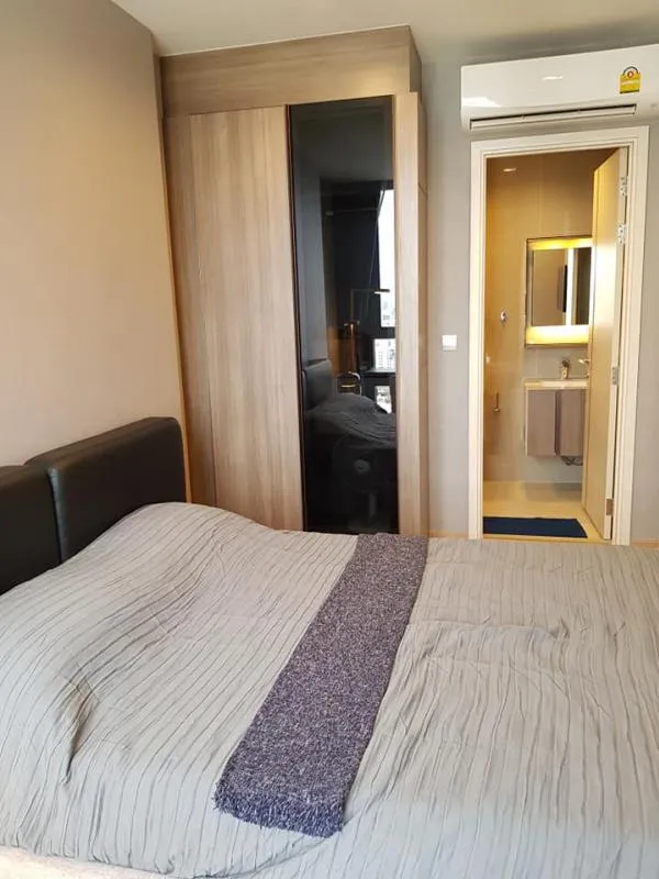 Condo for sale, The Line Phahon - Pradipat, 1 bedroom, fully furnished, ready to move in Awesome pool view at an affordable price.