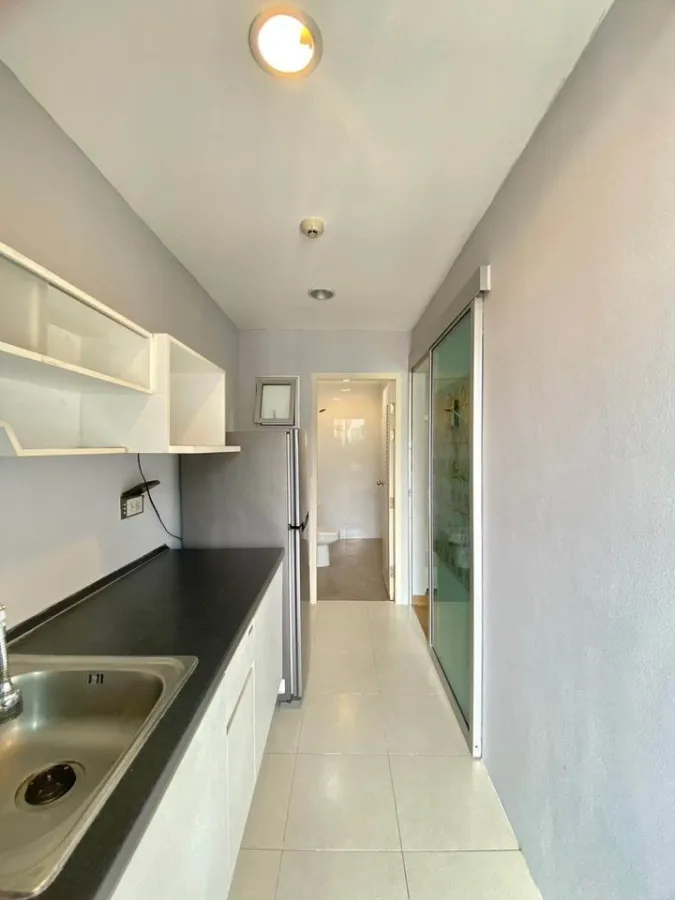 Urgent sale or rent!! Condo Premio Prime, 8th floor, Building B, pool view, fully furnished, ready to move in, don't miss it!!