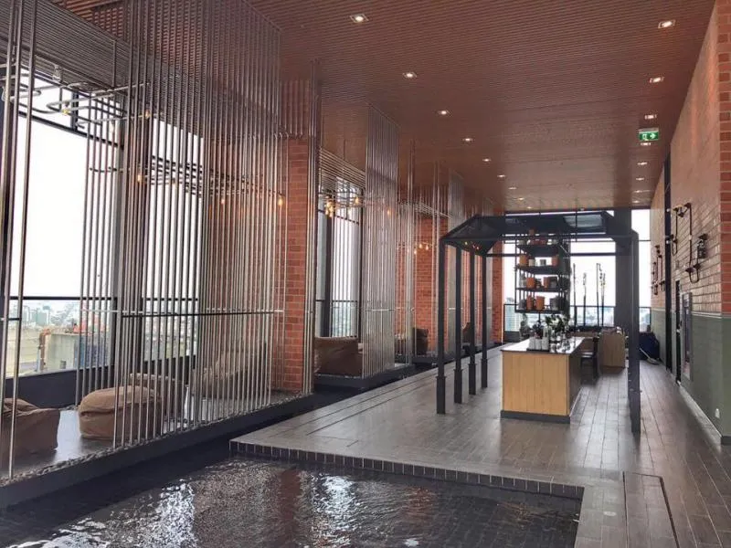 For rent Chapter One Midtown Ladprao24 has everything in it, near the train station, near the shopping center. Urgent today!!