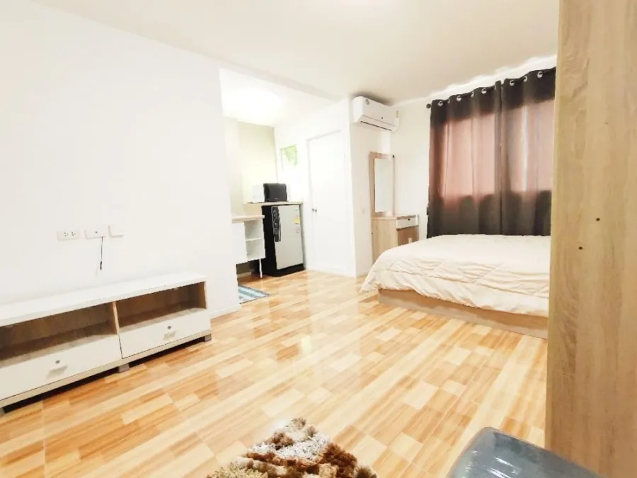 For rent, Lumpini Township, Rangsit, Khlong 1, complete amenities. Reserve first and stay first.