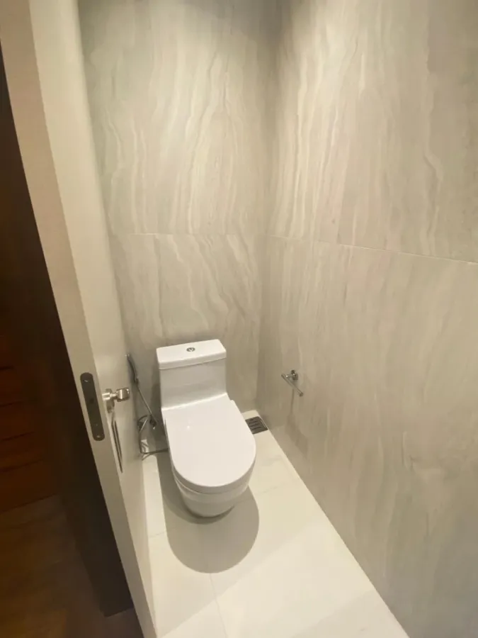 ขาย La Citta Thonglor 16 ชั้น 4 ห้องกว้าง ตกแต่งหรูหรา เฟอร์นิเจอร์อย่างดีทุกชิ้น พลาดแล้วจะเสียใจ