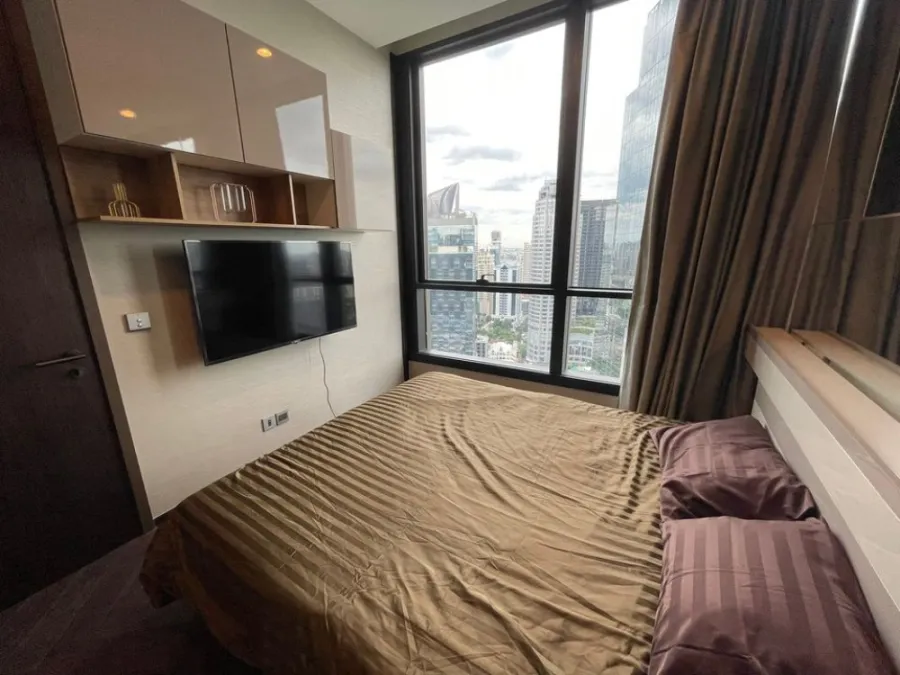 For rent: The Esse Sukhumvit 36, next to BTS Thonglor, convenient transportation, ready to move in. Don't wait.