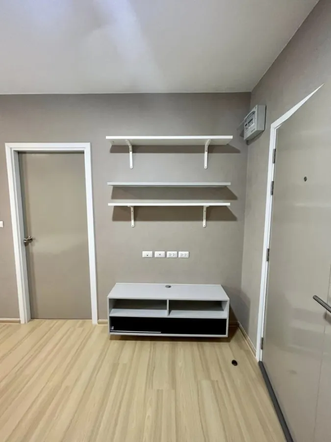 ให้เช่า Lesto Condo Sukhumvit 113 เฟอรนิเจอร์ครบ ห้องน่าอยู่ เดินทางสะดวกสบาย รีบจับจองเลย