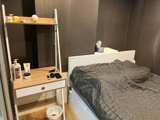 For rent: The Trust Residence Ratchada-Rama 3, wallpapered throughout the room, fully furnished, all in one place, don't miss it.