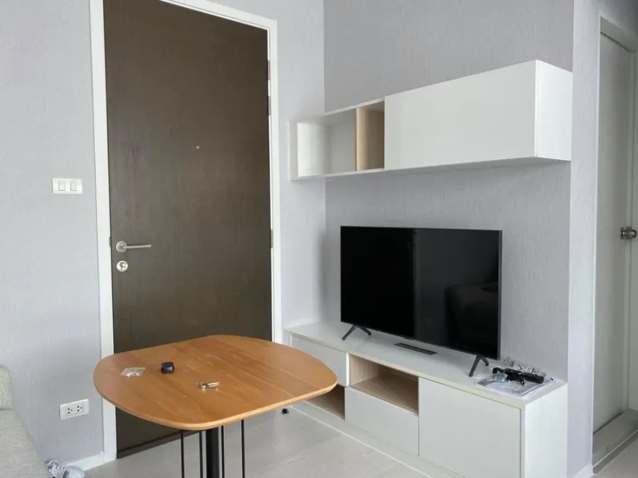 The Prodigy Phetkasem 62 for rent, high floor room, super view. Fully furnished and electrical appliances. Book now.