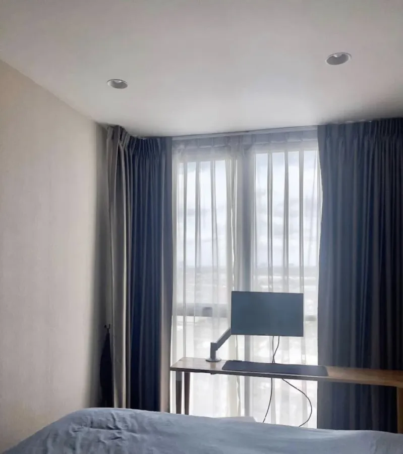 For sale or rent: Oka House, 18th floor, usable area 35 sq m., fully furnished. If you don't reserve, you'll really miss out.