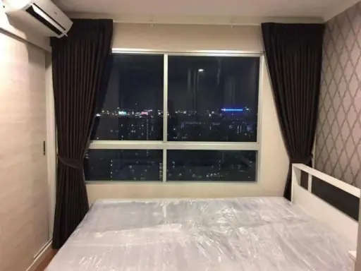 For rent Lumpini Park Rama 9-Ratchada. The walls are beautiful, the view is divine, who can stay the most. Like this, need to book now